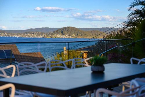 Tascott House | Stunning 4BR Home with Pool & Water Views