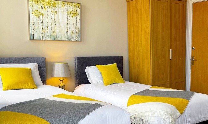 Belfast House | Relaxing 5-Bedroom Retreat at 147 The Residence