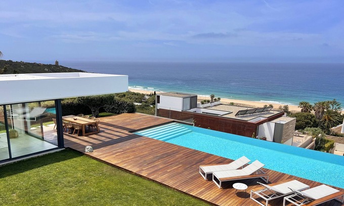 Atlanterra Villa | Elegant Villa in Playa de Los Alemanes with Private Pool