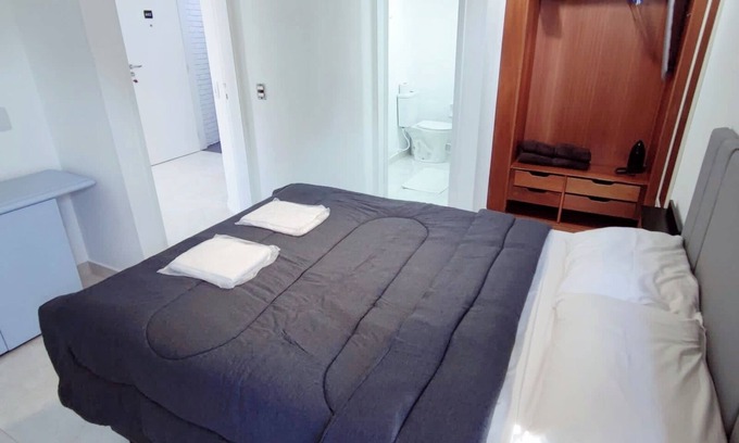 Sao Paulo Apartment | Stunning Apartment with Garage, Hakka, Market and Hospitals nearby