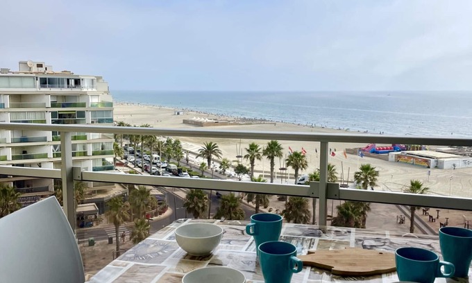 La Cote Radieuse Apartment | Cozy Apartment in Canet-en-Roussillon with Oceanfront Views