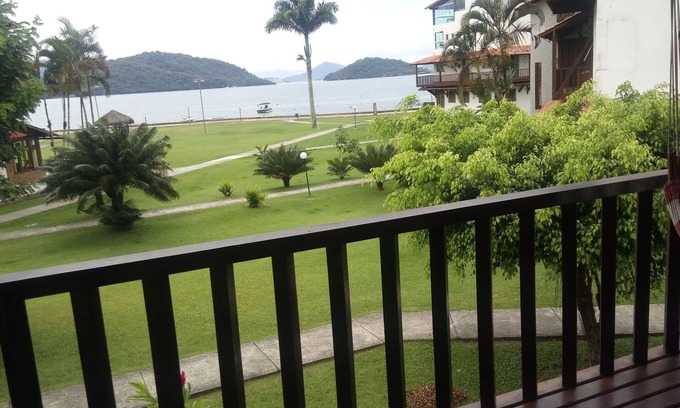 Bracui Apartment | Exceptional Ocean View Apartment in Angra - Rated 10/10