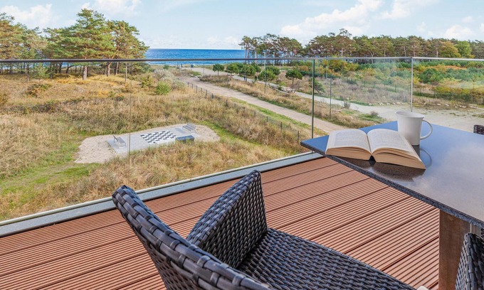 Prora Apartment | Oceanfront 2 Bedroom Retreat in Prora, Rügen - Rated 10/10