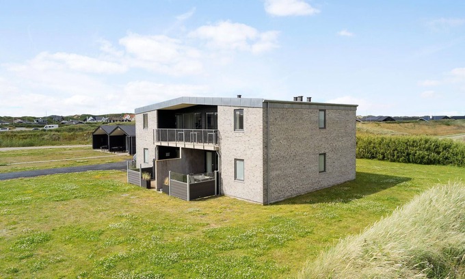 Sondervig Apartment | Cozy 2-Bedroom Stay with Oceanfront Views in Ringkøbing