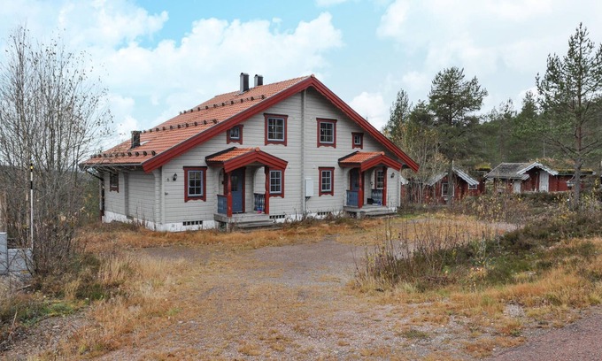 Stoten Apartment | Cozy Stay Near Hundfjället with Spa and Lake Views