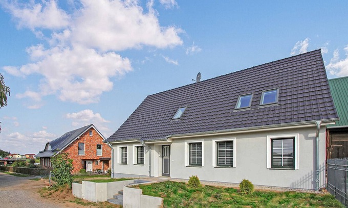 Usedom Apartment | Cozy 1 Bedroom Retreat in Usedom with Spa & Breakfast
