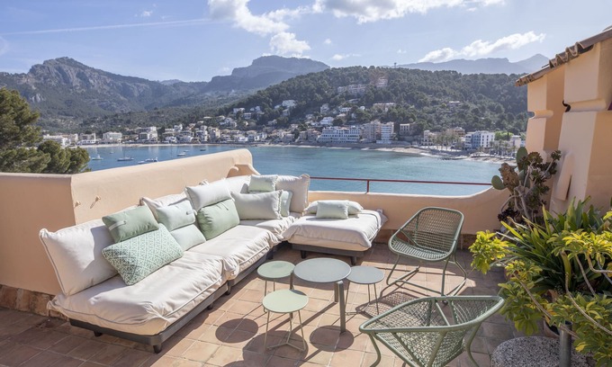 Soller Apartment | Beautiful Apartment with Ocean Views in Port de Soller