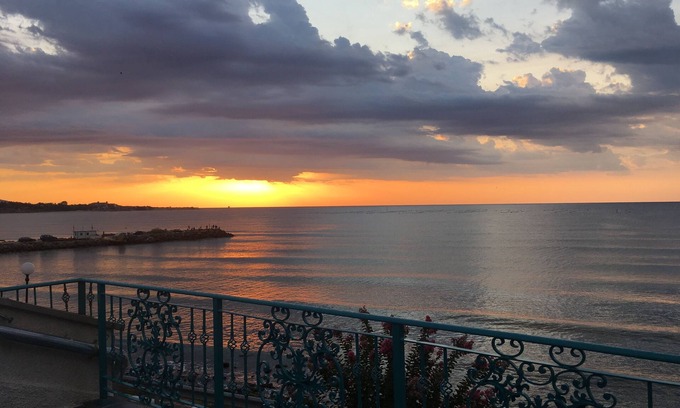 Ravda Villa | Beachfront Villa Pranamaya Ravda near Nessebar with Spa