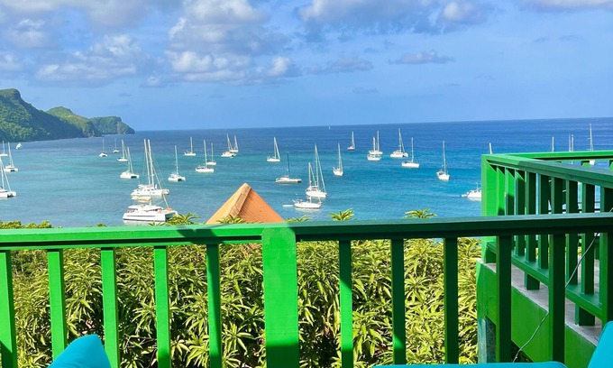 Mount Pleasant Bay Villa | Beachfront Villa with Private Pool and Ocean Views