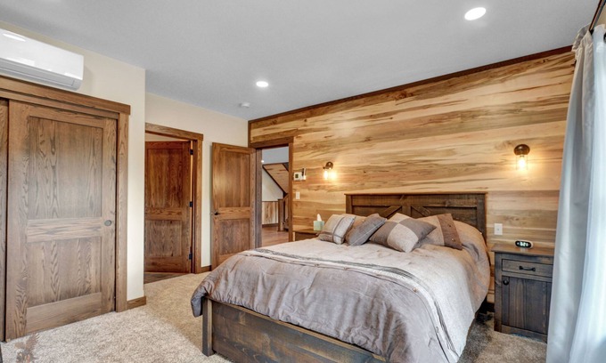 Driftwood House | Eco-Friendly Bugle Hollow Lodge: Guest Rated 10/10