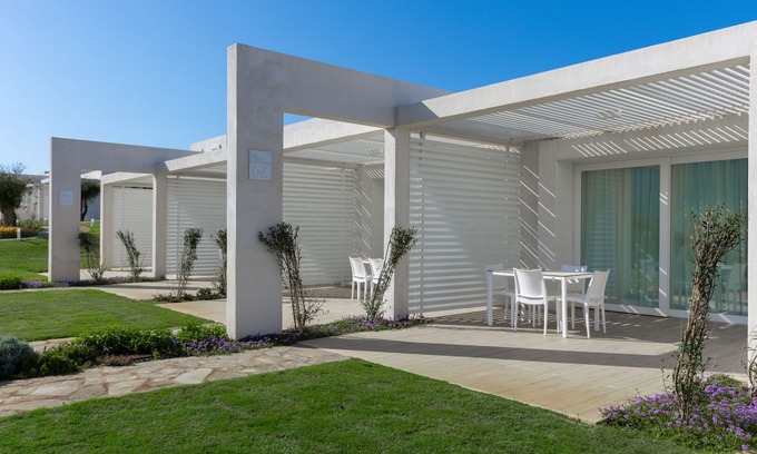 La Pelosa Apartment | Inviting Capo Falcone Apartments with Pool & Pet-Friendly Stays