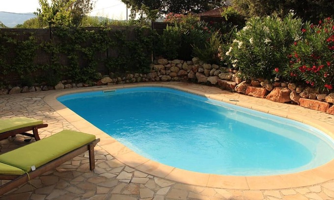 Lorgues Cottage | Idyllic Cottage with Pool in Provence, Perfect for Families