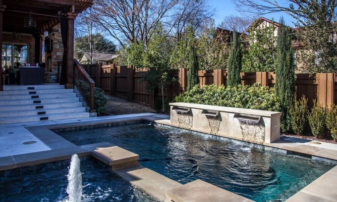 Hollywood - Santa Monica House | Elegant E. Dallas Home with Pool, Spa & Outdoor Fireplace