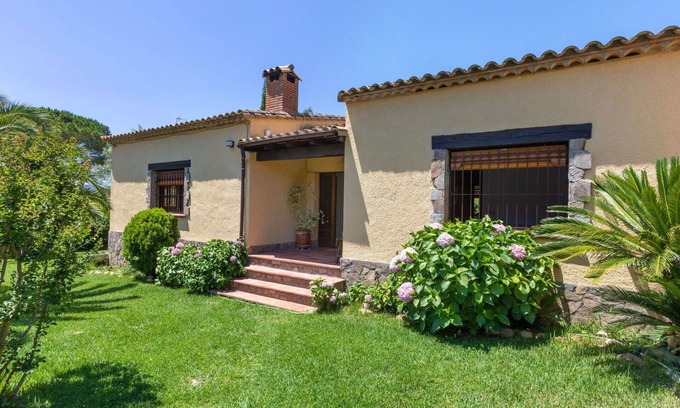 Santa Cristina de Aro House | Private Villa for 6 with Pool, Ocean View & Free WiFi