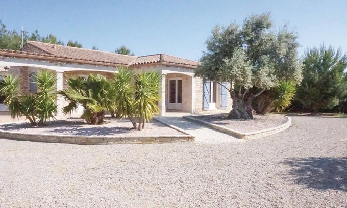 Ferrals-les-Corbieres House | Family-Friendly 3 Bedroom Retreat in Ferrals les Corbières
