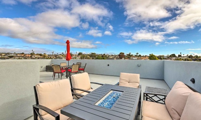Grover Beach House | Ideal Getaway Steps from Grover Beach with Pet-Friendly Options