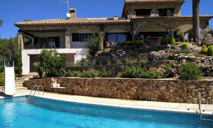 Vall-Llobrega Villa | Beautiful Hilltop Villa with Private Pool & Ocean Views