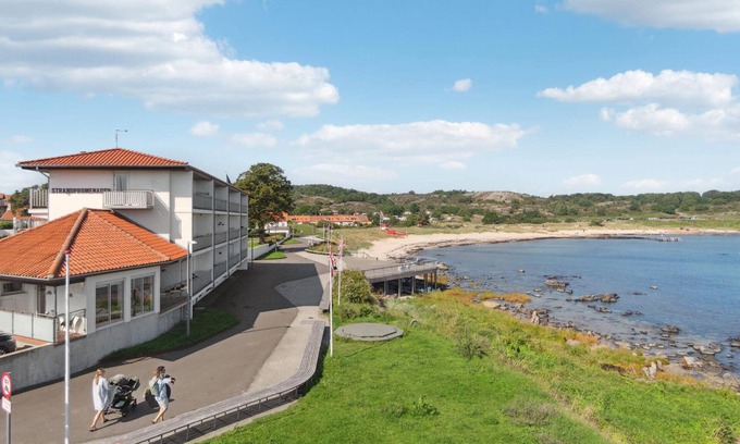 Sandvig House | Discover Oceanfront Bliss Just Steps from the Sea