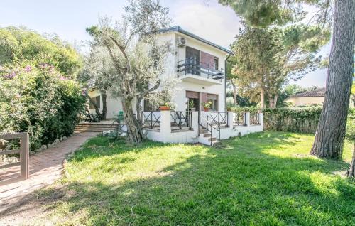 Brucoli House | Delightful Home in Augusta with Pool and Family Amenities