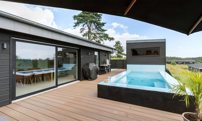 Egsmark Strand House | Stunning home in Ebeltoft with sauna