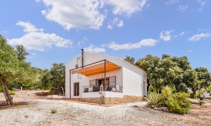 Estepa House | Relaxing Vacation Home in Andalusia with Pool & Terrace
