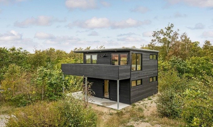 Grena Strand House | Tranquil Beach House with Ocean Views and Family Amenities