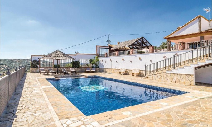 Iznajar House | Idyllic Retreat in Iznájar with Pool and Sea Views