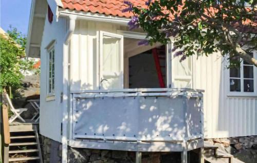 Karingon House | Cozy Retreat in Kringn with Kitchenette for Families