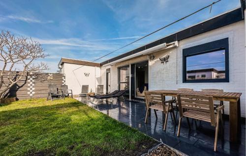 Koksijde House | Delightful Home in Koksijde with Kitchen & Family Amenities