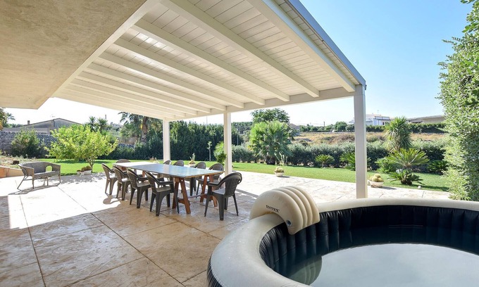Modica House | Stunning home in Modica with sauna