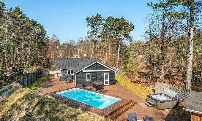 Nykobing Sjaelland House | Idyllic House with Pool and Ocean Views Near the Kattegat