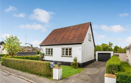 Østermarie House | Inviting Home in Østermarie with Family-Friendly Kitchen