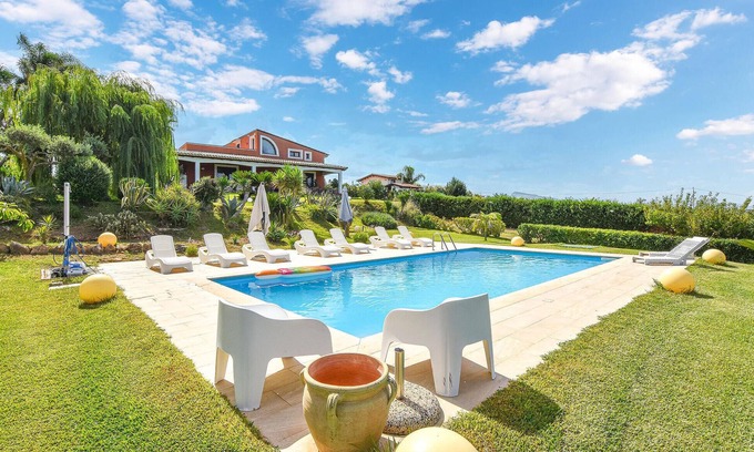 Partinico House | Exceptional 7-Bedroom Accommodation in Partinico with Pool