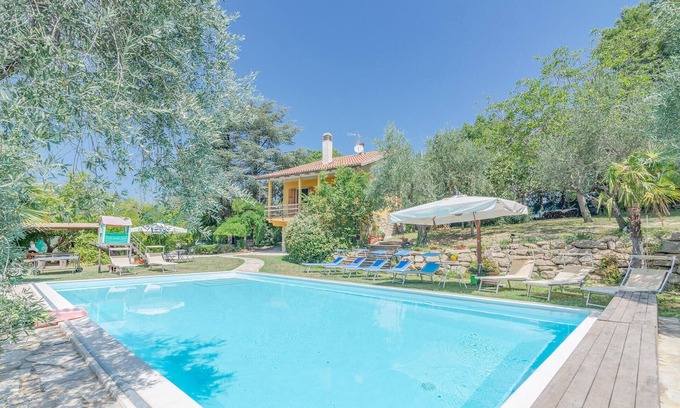 Granarola House | Family-Friendly 4 Bedroom Getaway in Beautiful Pesaro
