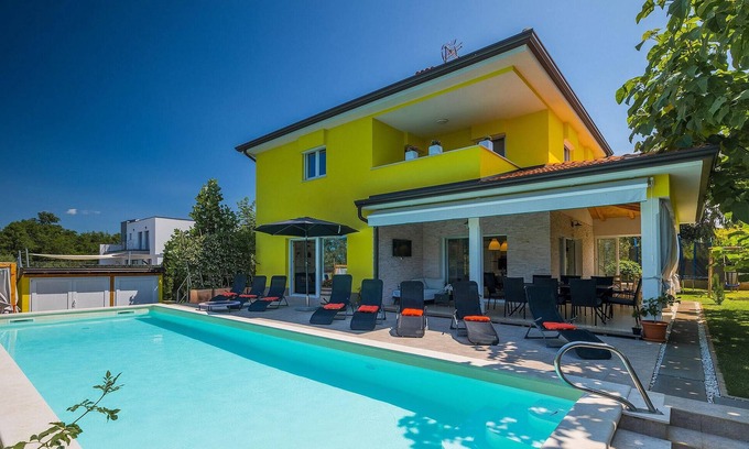 Antonci House | Family Villa in Porec with Private Pool & Spa, Rated 10/10