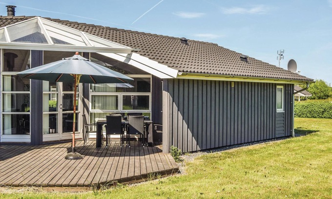 Spodsbjerg House | Family-Friendly Getaway in South Funen with Ocean Views