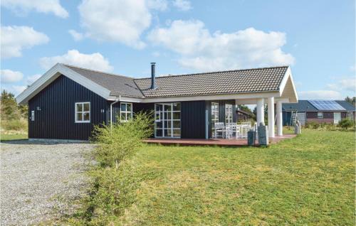 Ringkøbing-Skjern Municipality House | Beautiful Skjern Home with Kitchen, Rated 8/10 by Guests