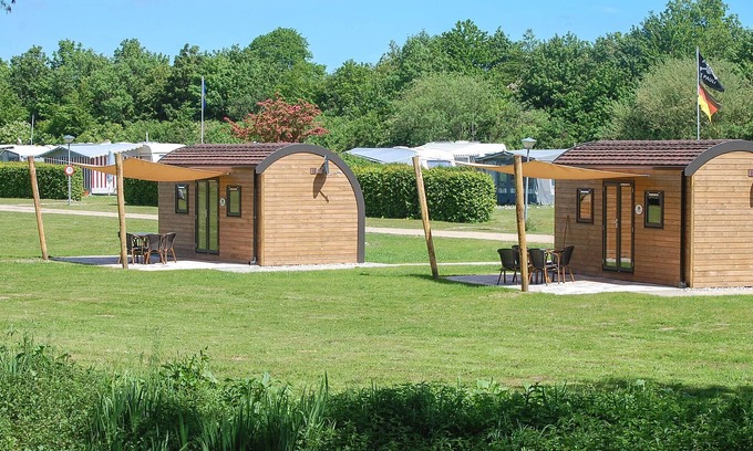 Suesel House | Cozy 1 Bedroom Accommodation in Beautiful Süsel