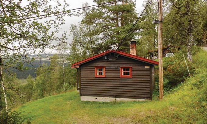 Tynset House | Cozy Home in Tynset with Kitchen for Family Fun