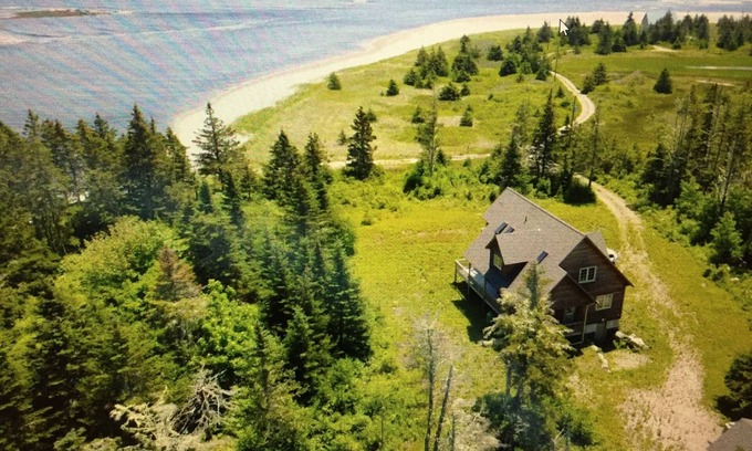 Louis Head House | Beachfront Retreat on Louis Head with Ocean Views & More