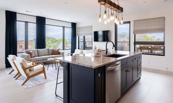 Grand Haven Condo | Modern Condo Getaway in Downtown Grand Haven with Pool