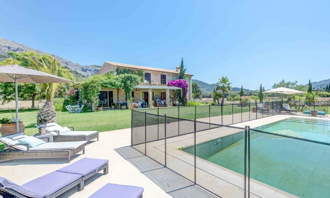 Pollensa Villa | Beautiful Villa in Pollensa with Ocean Views & Private Pool