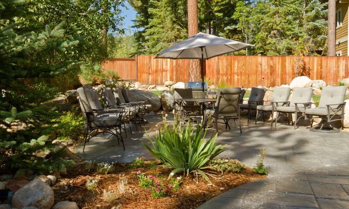 Incline Village Resort | Scenic Mountain Views & Private Room at Ideal Location