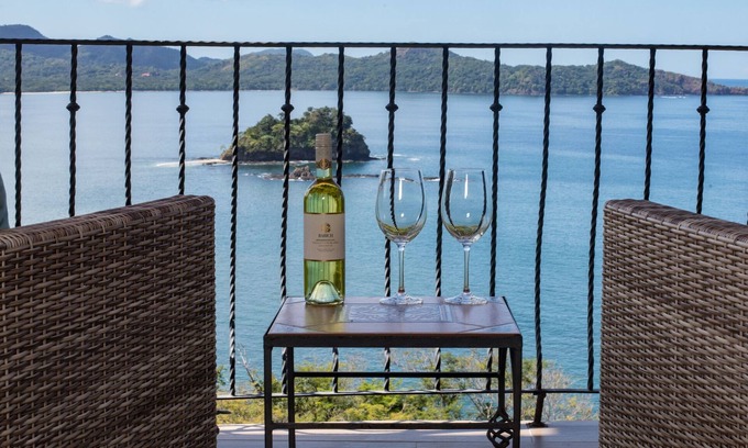 Playa Flamingo Condo | Unforgettable Oceanfront Bliss with Breathtaking Sunsets