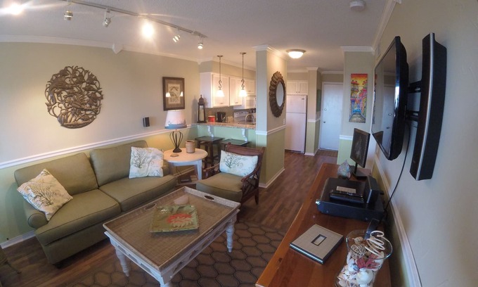 Palmetto Dunes Condo | Oceanfront Bliss: 10/10 Rated Resort with Amazing Views