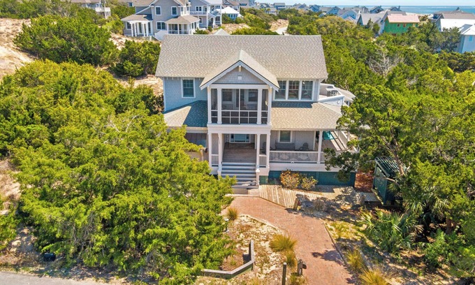 Bald Head Island House | Oceanfront Retreat with Hot Tub & Pet-Friendly Perks