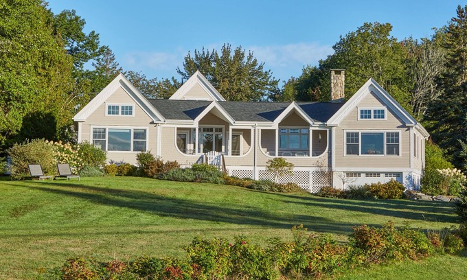 Chamberlain House | Elegant Oceanfront Retreat with Breathtaking Views
