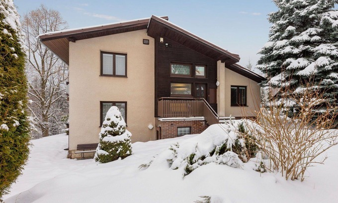 Desna House | Private Villa with Panoramic Views, Pets Welcome & WIFI