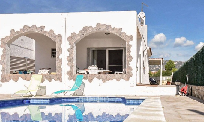 L Almadrava Villa | Stunning private villa for 6 guests with private pool, A/C, WIFI, TV, pets allowed and parking