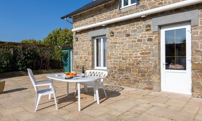 Cancale House | Private Villa for 6 with Pool, Ocean View & Modern Amenities